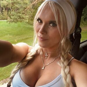 Meet your Posher, Madi